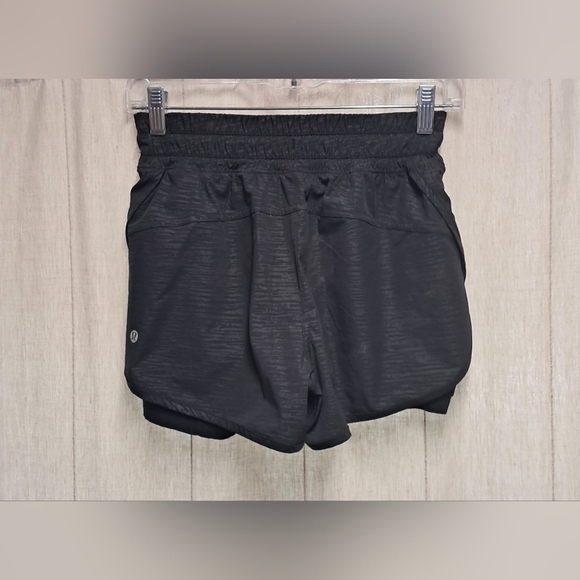 Lululemon x Peloton Bootcamp Ready Shorts Size 6 - Picture 2 of 4